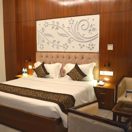 Fabhotel Roselle Inn Lucknow Exterior foto